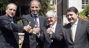 Fernando Roig, Francisco Camps; Bernie Ecclestone i José Luis Olivas,